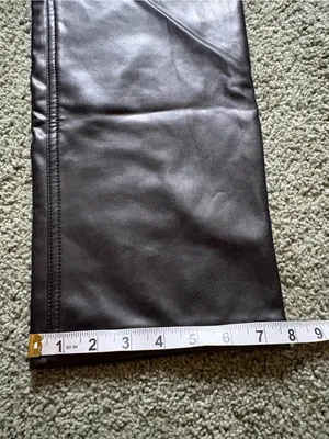 Abercrombie&Fitch The ‘90s Straight Ultra High Rise Faux Leather Pants NWT 30/10 thumbnail 4
