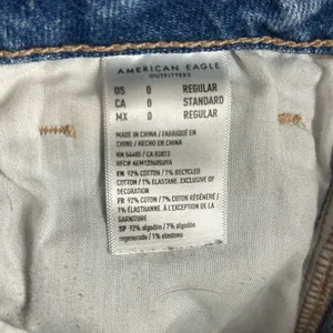 American Eagle Distressed Mom Jeans Size 0 | Ripped Straight Leg | 90s Y2K thumbnail 8