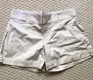 Gap khaki shorts. BNWOT. Size 4. thumbnail 1