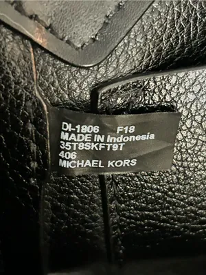 Michael Kors Navy and Black Pebbled Leather Tote thumbnail 16