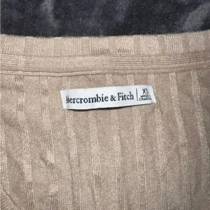 Abercrombie & fitch long sleeve top xs‎ thumbnail 3