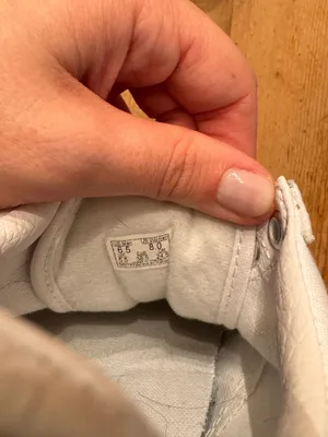 Vans White Low-Top Canvas Sneakers thumbnail 5