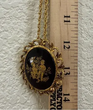 Vintage Unsigned Victorian Revival Cherubs Gemini Zodiac Cameo Pendant Necklace thumbnail 12