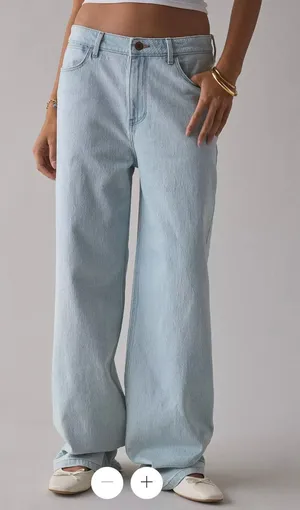 Wrangler Worldwide Mid Rise Wide Leg Jeans Light Wash Blue 32 / 14 thumbnail 1