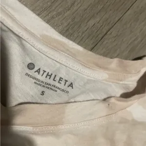 Athleta Cream and Tan T-Shirt thumbnail 2