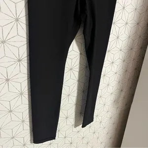 Athleta Elation Rib Tight Black thumbnail 3