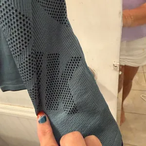Victoria-s-secret-pink Women's Blue and Green Leggings thumbnail 5