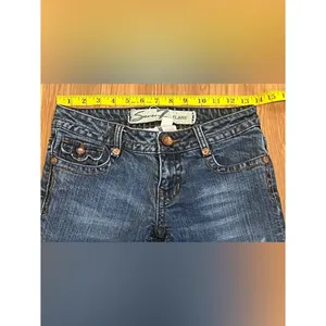 Seven7 Flare Lowrise Jeans Size 26 Iconic "7" branding back pocket thumbnail 8