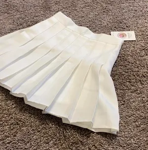 White Tennis skirt thumbnail 3