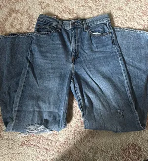 Levi’s Jeans High-Rise Loose Flare thumbnail 1