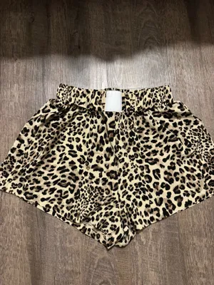 Leopard Print Elastic Waist Shorts thumbnail 3