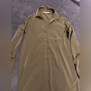 Abercrombie & Fitch satin army green shirt dress size small thumbnail 2