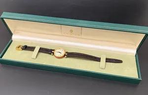 Vintage GUCCI 2000L Sherry Line Ladies Watch NEEDS BATTERY! thumbnail 1