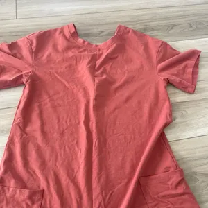 Amazon‎ Coral Short Sleeve Knit Romper V-Neck with Pockets Size Small thumbnail 3