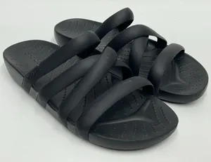 Crocs Splash Strappy Sandals Women’s Size 6 Black Slip On Slides Comfort thumbnail 1