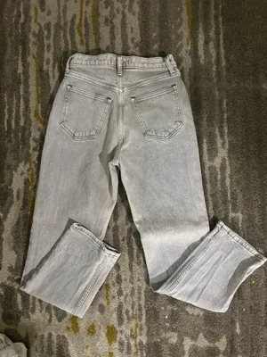 Abercrombie &fitch 90s straight ultra high rise Jean thumbnail 2