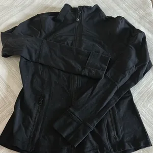 Lululemon Women's Black Zip-up Jacket - Size 10 thumbnail 1