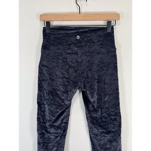 Lululemon Womens Leggings Black Velvet Wunder Lounge High Rise Tight 28" Size 6 thumbnail 8