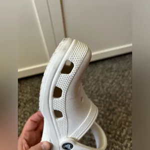 Crocs Shoes Women’s White Clogs Size 6‎ thumbnail 15