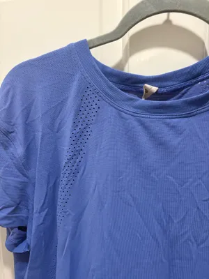Lululemon Train To Be Short Sleeve Shirt thumbnail 3