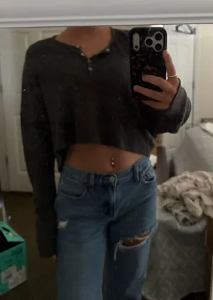 PacSun Pullover Cropped thumbnail 1