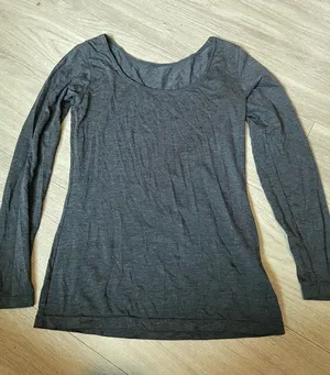 Uniqlo Women's Long Sleeve Scoop Neck Tee - Charcoal Gray thumbnail 1