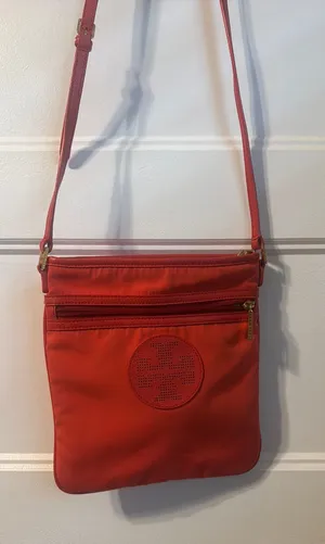 Tory Burch orange Purse thumbnail 1