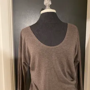 💜 Basic House Long Sleeve Tee in Light Brown Shade Size L thumbnail 3