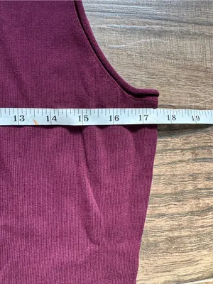 Modern Citizen Burgundy Sleeveless V-Neck Knit Top Blouse XL NWOT thumbnail 5