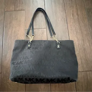 Michael Kors Satchel Monogram Top Handle Bag Jet Set Black Gold Chain Handle thumbnail 1