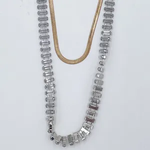 NEW Torrid Snake Chain with Baguette Layer Necklace Set Gold Tone Rhinestone thumbnail 4