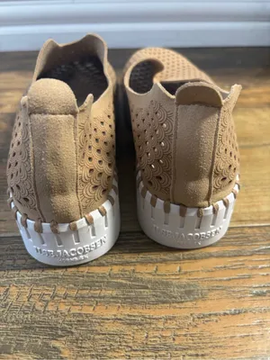 Women’s Slip-On Tulip Sneakers in Tan with White Platform size 36 thumbnail 7