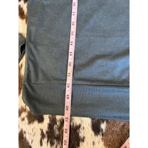 Vuori Daydream Crew Sweater Size Small thumbnail 5