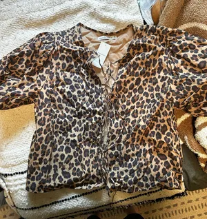 Abercrombie Top thumbnail 1