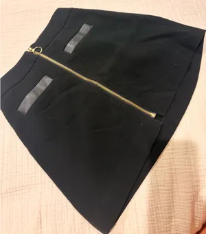 Express Black Skirt thumbnail 1