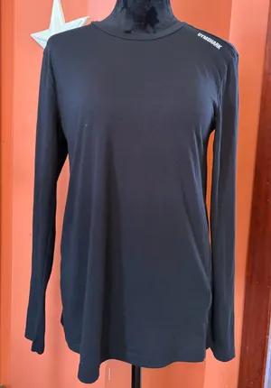 Gymshark Black Long-Sleeve Crewneck Tee thumbnail 1
