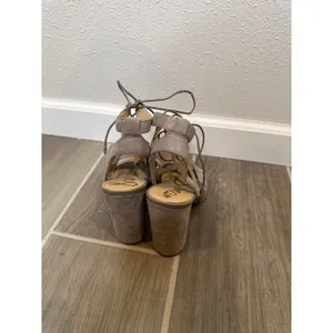Sam Edelman Yardley Taupe Suede Lace Up Block Heel Sandals Womens 7.5M Gladiator thumbnail 3