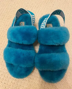 UGG Slippers thumbnail 1