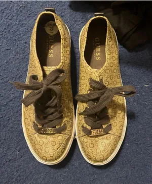 Guess Kirkwel Brown Signature Logo Sneakers Shoes Size 9 thumbnail 1
