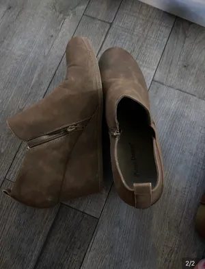Boots Brown Size 11 thumbnail 2