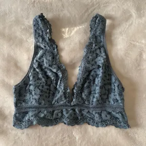 Victoria's Secret Bra thumbnail 1