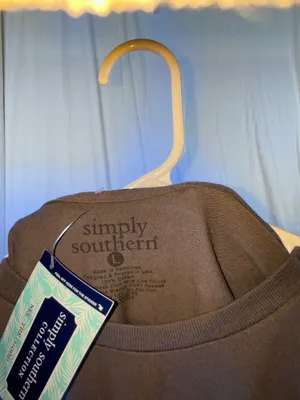 Simply Southern T-Shirt Women’s Large thumbnail 3