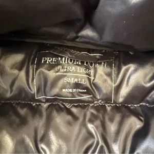 Uniqlo Premium Down Ultra Light‎ Puffer Black Coat Size S thumbnail 3