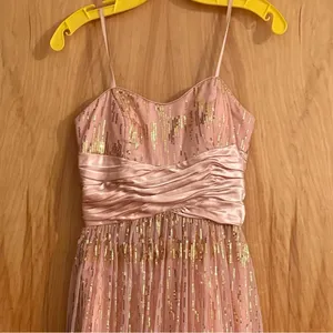 Hailey Logan by Adrianna Papell Pink & Gold‎ Formal Prom Maxi Dress Juniors 3/4 thumbnail 4