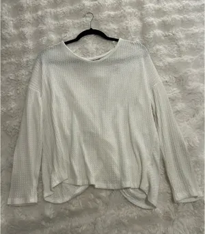 Material Girl Twist Knot White Sweater thumbnail 2