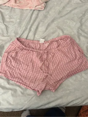 Hollister Pink Plaid Lounge Shorts thumbnail 8