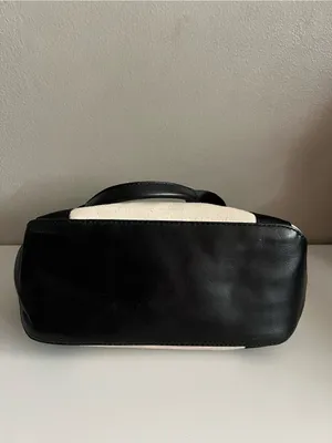 Michael Kors Small Off White Canvas Los Angeles Heart Tote Bag Black Trim Rare thumbnail 6