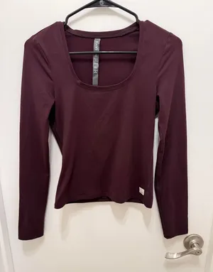 Vuori Purple Scoop Neck Long Tee thumbnail 1