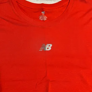 New Balance Women's Cropped T-Shirt thumbnail 4