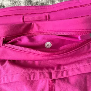 Lululemon Speed Up Low-Rise Short 2.5" thumbnail 5
